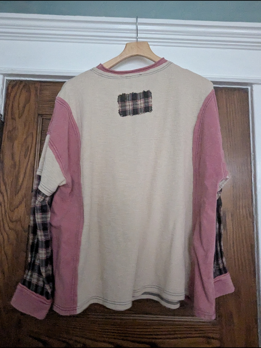 Peace Sign Thermal Shirt Large Easel - Picture 2 of 5